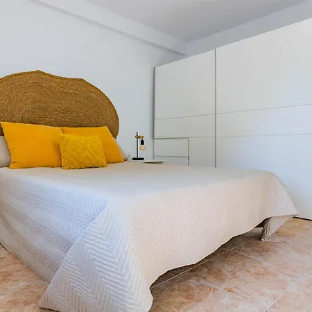 Acogedor Y Luminoso En Daire *